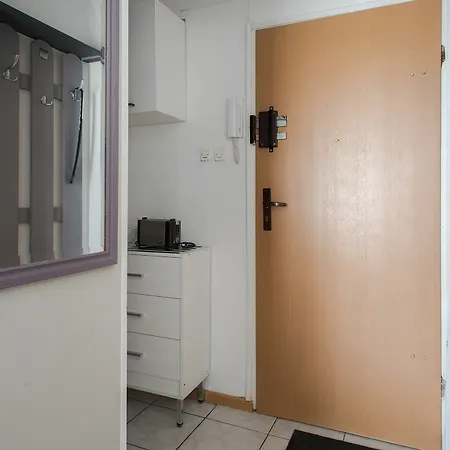 Apartment Przechodnia For 3 Warsaw